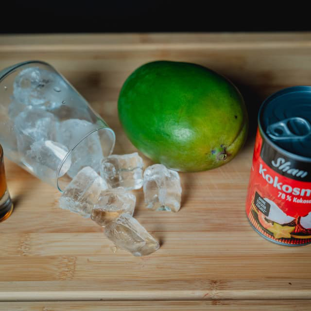 Mango-Kokosnuss Milchshake